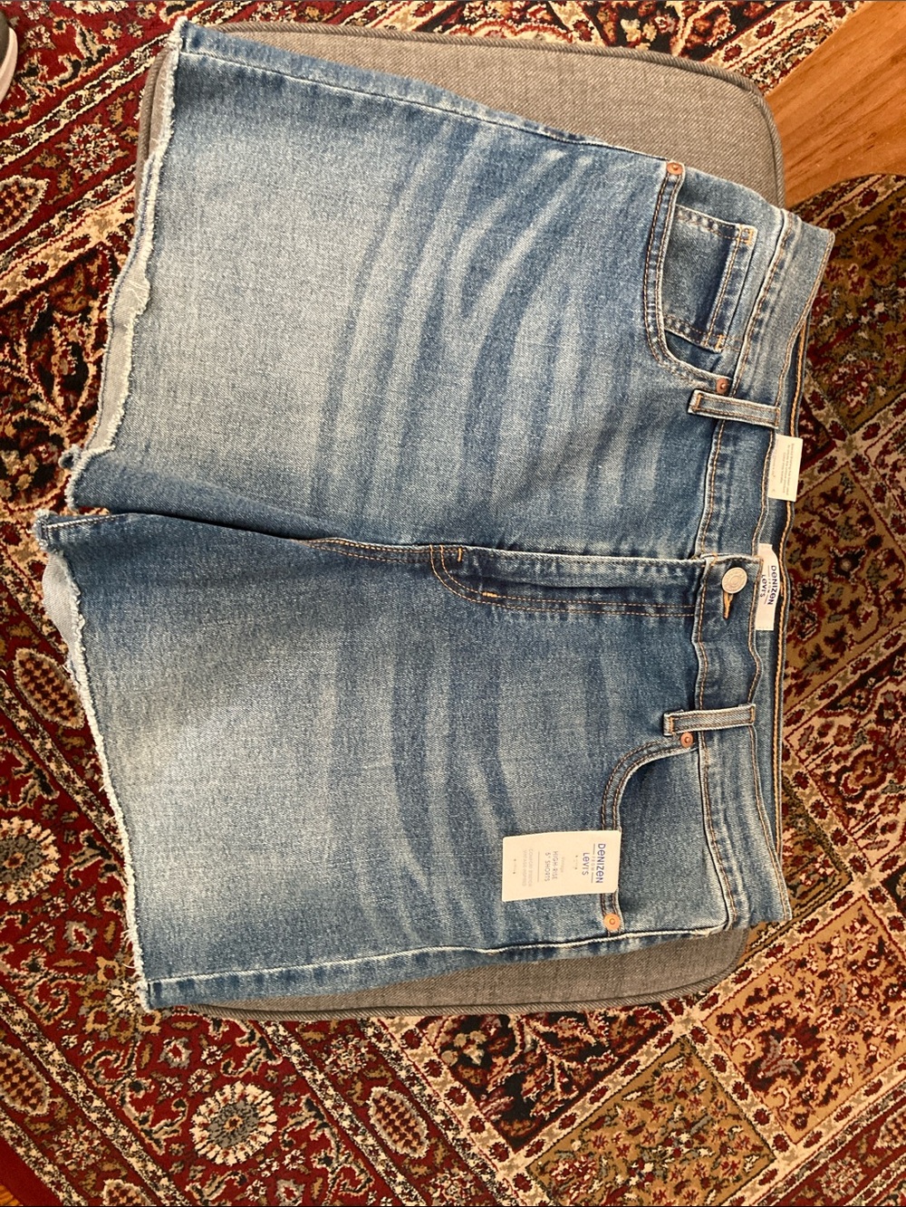 Denizen from Levi's Blue Denim women’s Relaxed shirts with Contrast Stitching